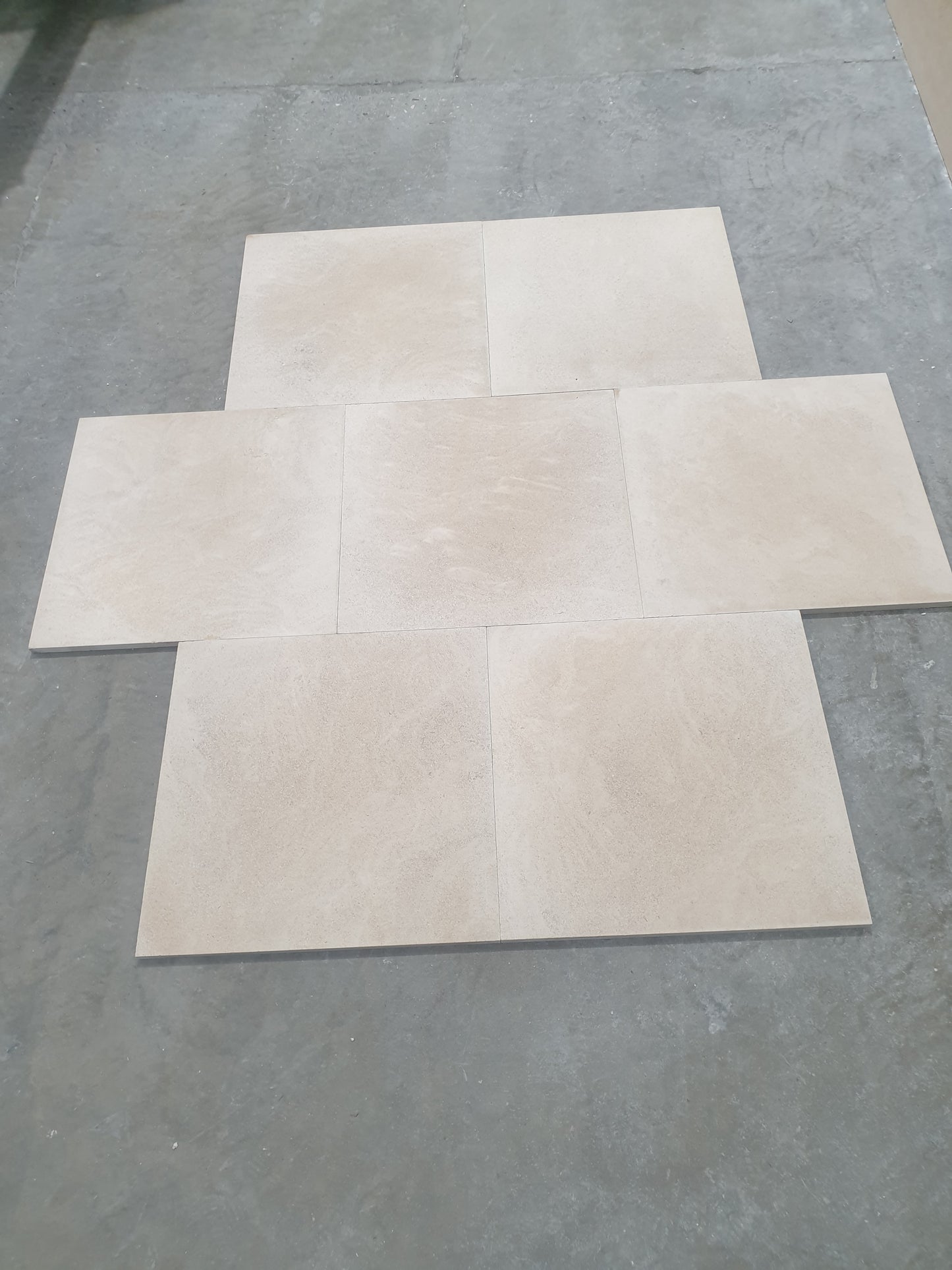 Cava 600 x 600 x 20mm