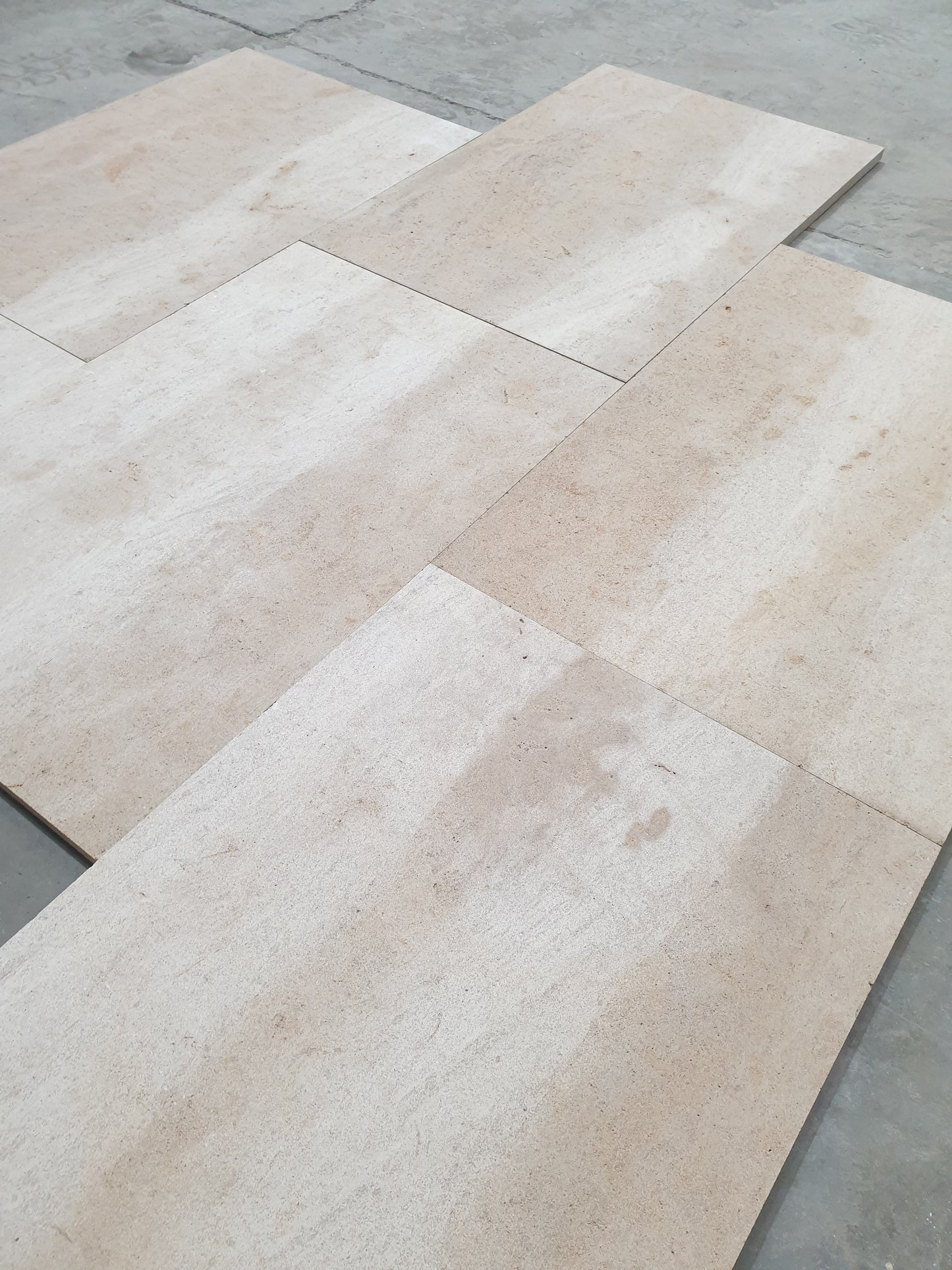 Brabazon 900 x600 x 20mm