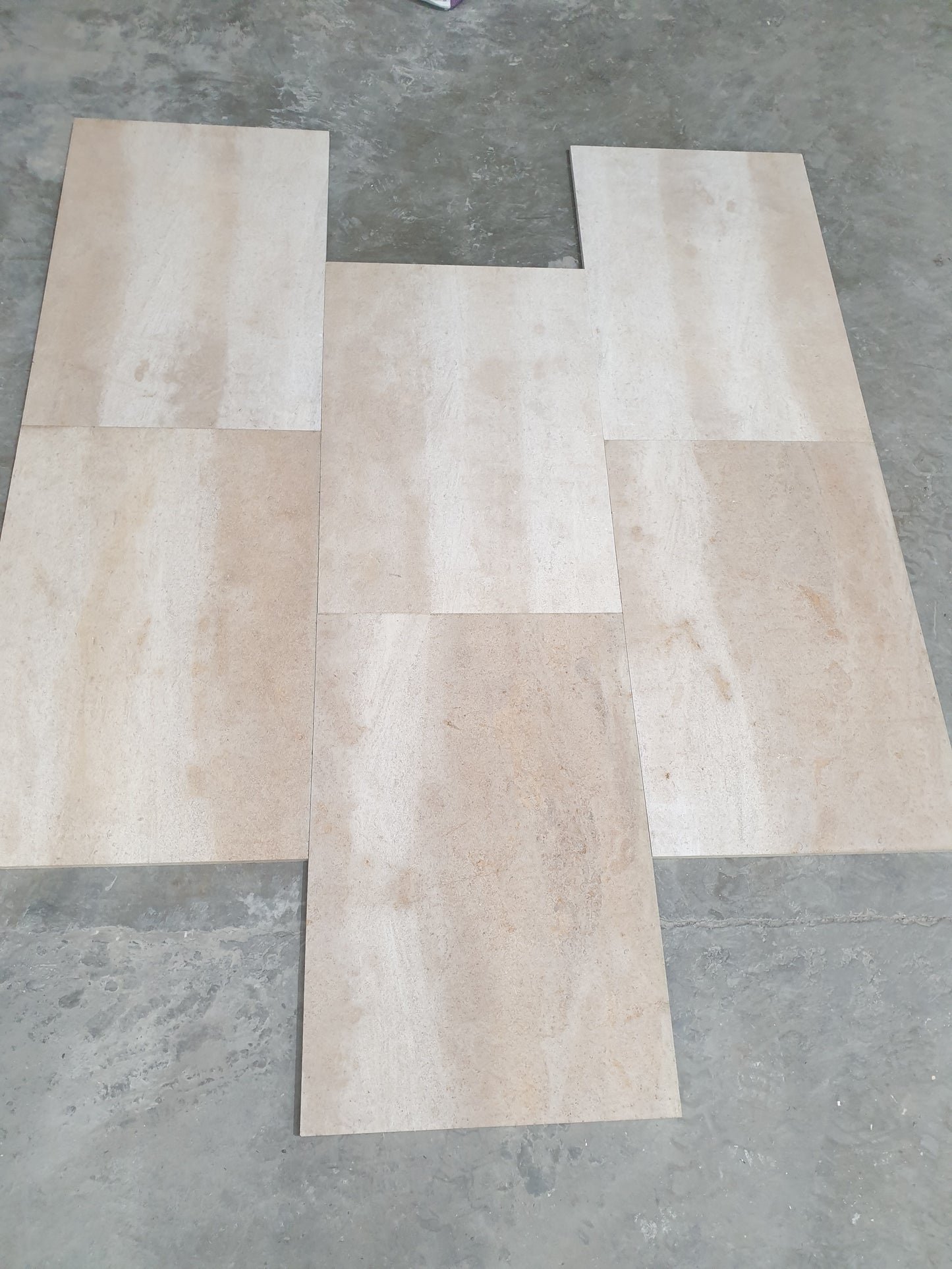 Brabazon 900 x600 x 20mm