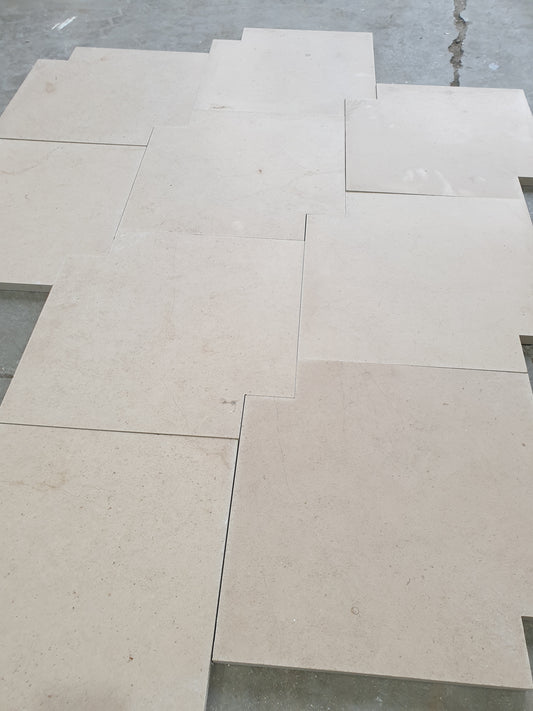 Sofia 400x400+2 sq cuts